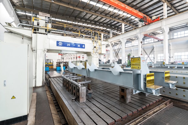 Pusat pemesinan CNC gantry